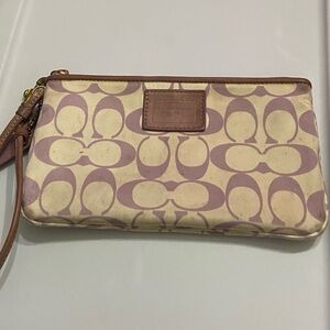 Coach White-Purple Signature Canvas Large Wristlet